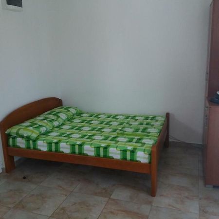טיווט Mona&Mike Apartments מראה חיצוני תמונה