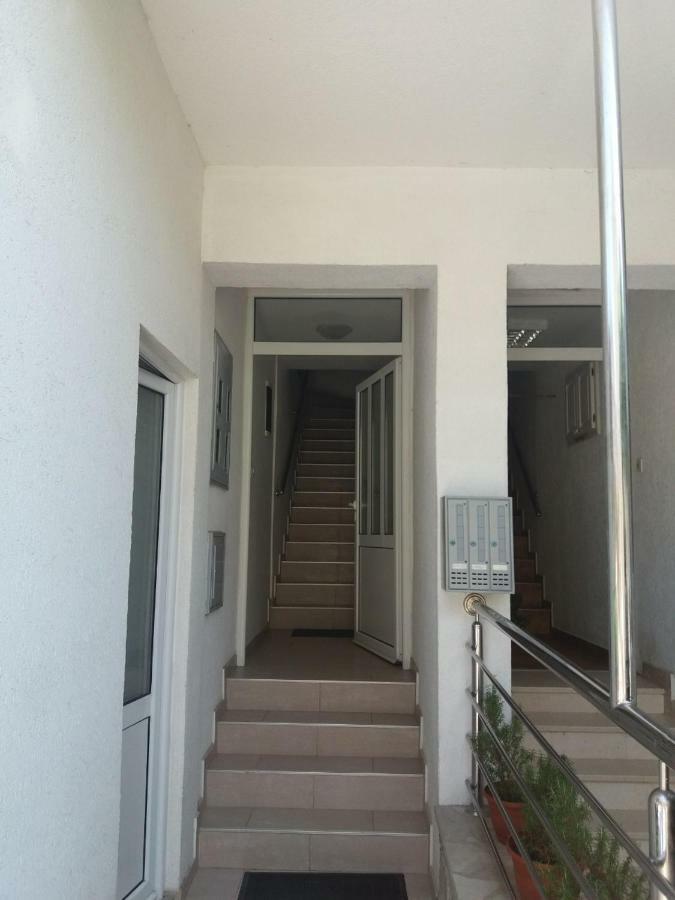 טיווט Mona&Mike Apartments מראה חיצוני תמונה